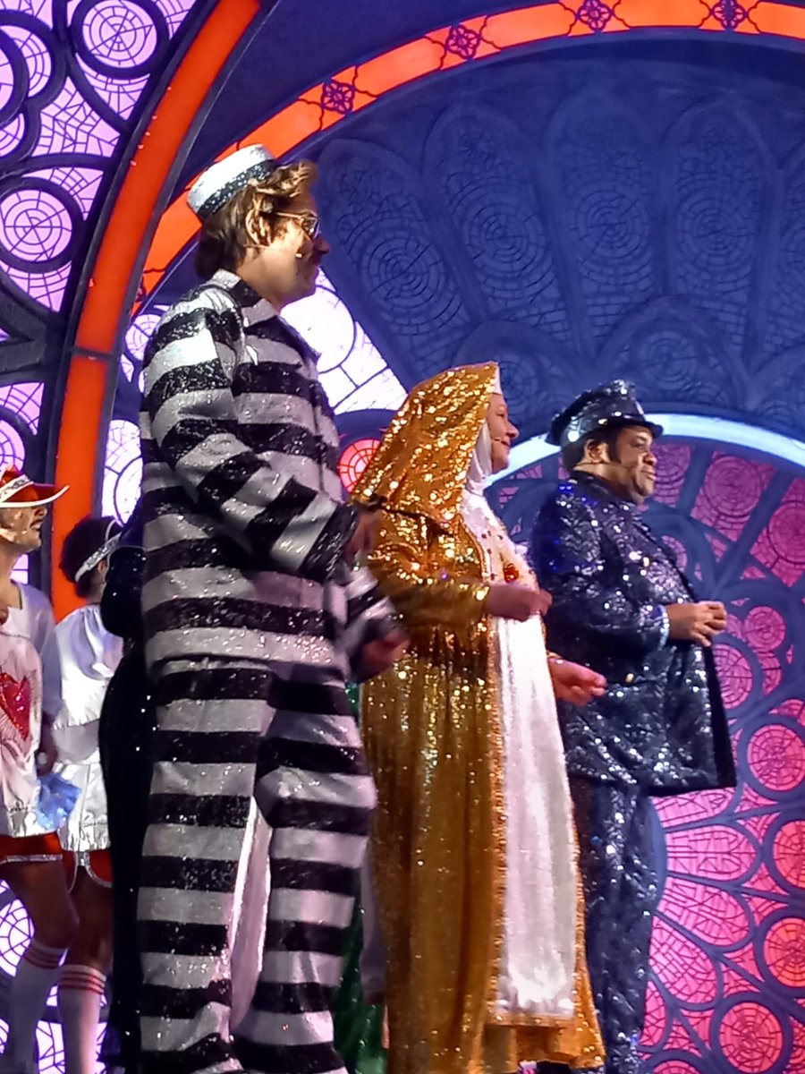 buttons_92's tweet photo. Thank you to all at @sisteractsocial @brumhippodrome for a fabulous afternoon. We had a great time 😊 https://t.co/t0MpdUockx
