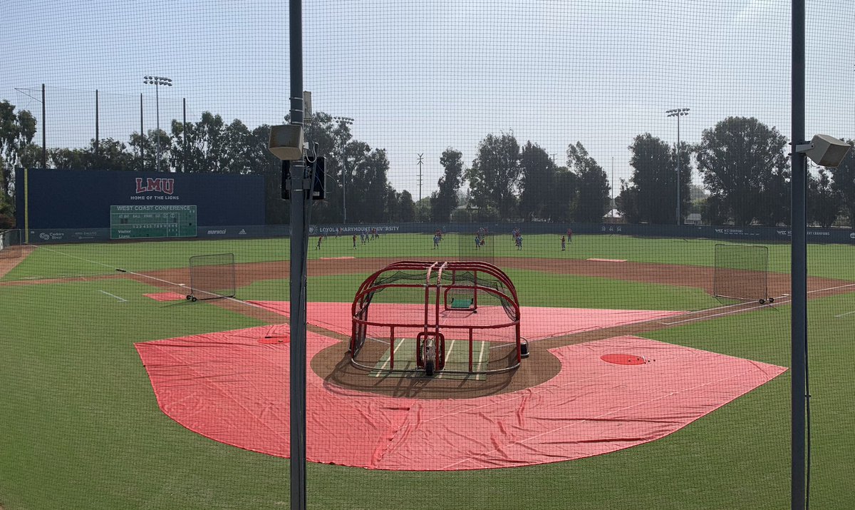 Perfect weather for some ⚾️ 74 and ☀️ in LA #JoinThePride