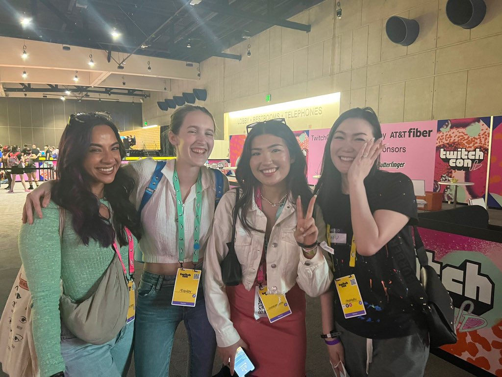 Some cool people from today #TwitchCon2022