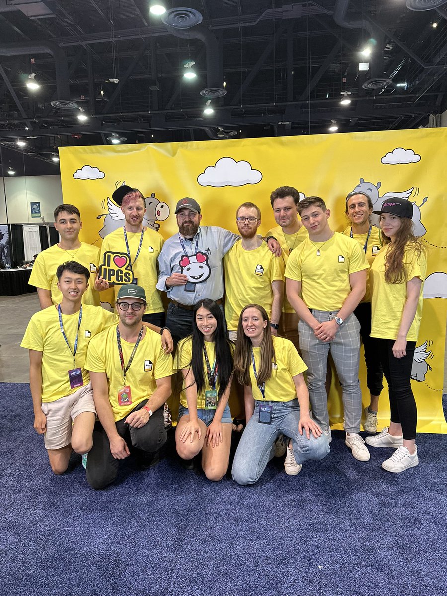 We levelled up, <a href="/IOHK_Charles/">Charles Hoskinson</a> is holding our hippo 💛

So great to meet you Charles! #cnftcon