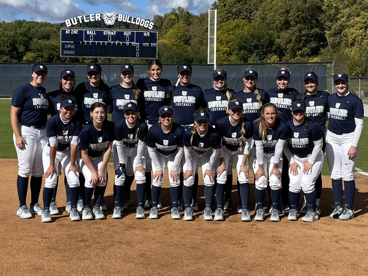 ButlerSoftball's tweet photo. Great fall with this group of young ladies! Excited to get into individuals and continue to get better. Spring will be here soon! Go Dawgs 🐶 https://t.co/UcKpKqN8dx