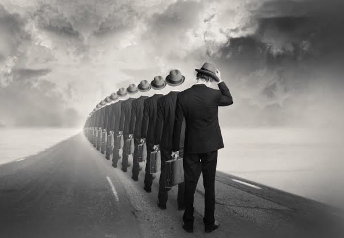 Günaydın,

“Özgürlüğün en büyük düşmanı, halinden memnun olan kölelerdir.”

Che Guevara