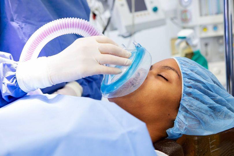 Medhavemedical's tweet photo. General #anesthesia refers to the process of injecting anesthetics into the body through #inhalation, #intravenous, #intramuscular or #rectal #infusion.
#Medhave has a wealth of anesthesia medical consumables.

#anesthesiamask #Infusionset #surgery #dentistry https://t.co/TpbPeNuTgm