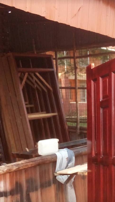 ddumba_fredrick's tweet photo. Carpentry works moves along with construction. We have got a workshop that does. https://t.co/vfl6vy9ojF
