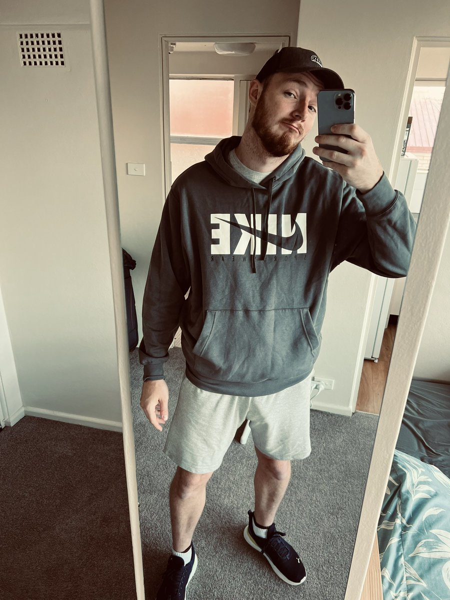 tradie_mark's tweet photo. I don’t always wear tradie gear 🫢 
#tradie #gaytradie #gay #sydney https://t.co/mXR3W5NIko