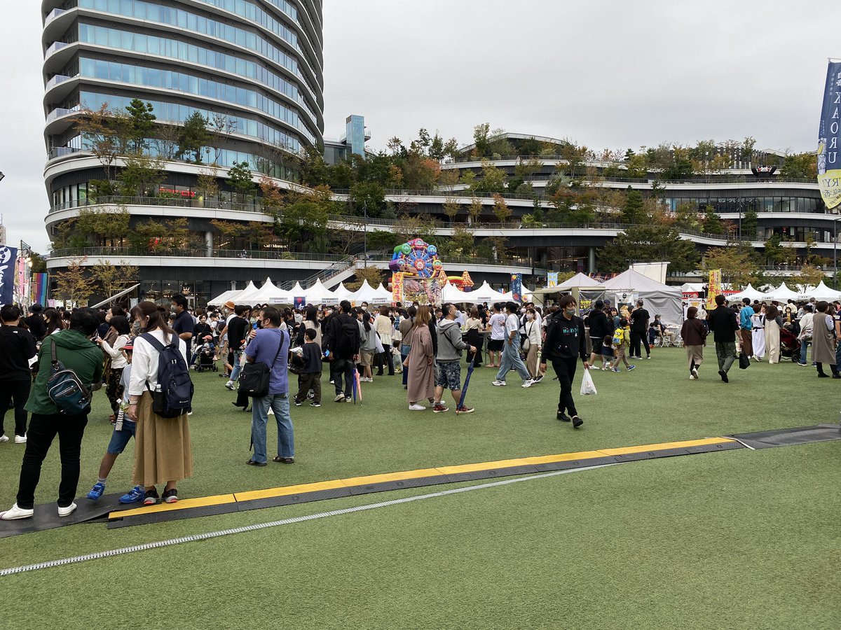 xone_studio's tweet photo. 熊本に帰ってきたらTKUの日と言う野外イベントやってました。
配信だけじゃないイベントにもサポートしたいですね。 https://t.co/w5mrDTVBJg