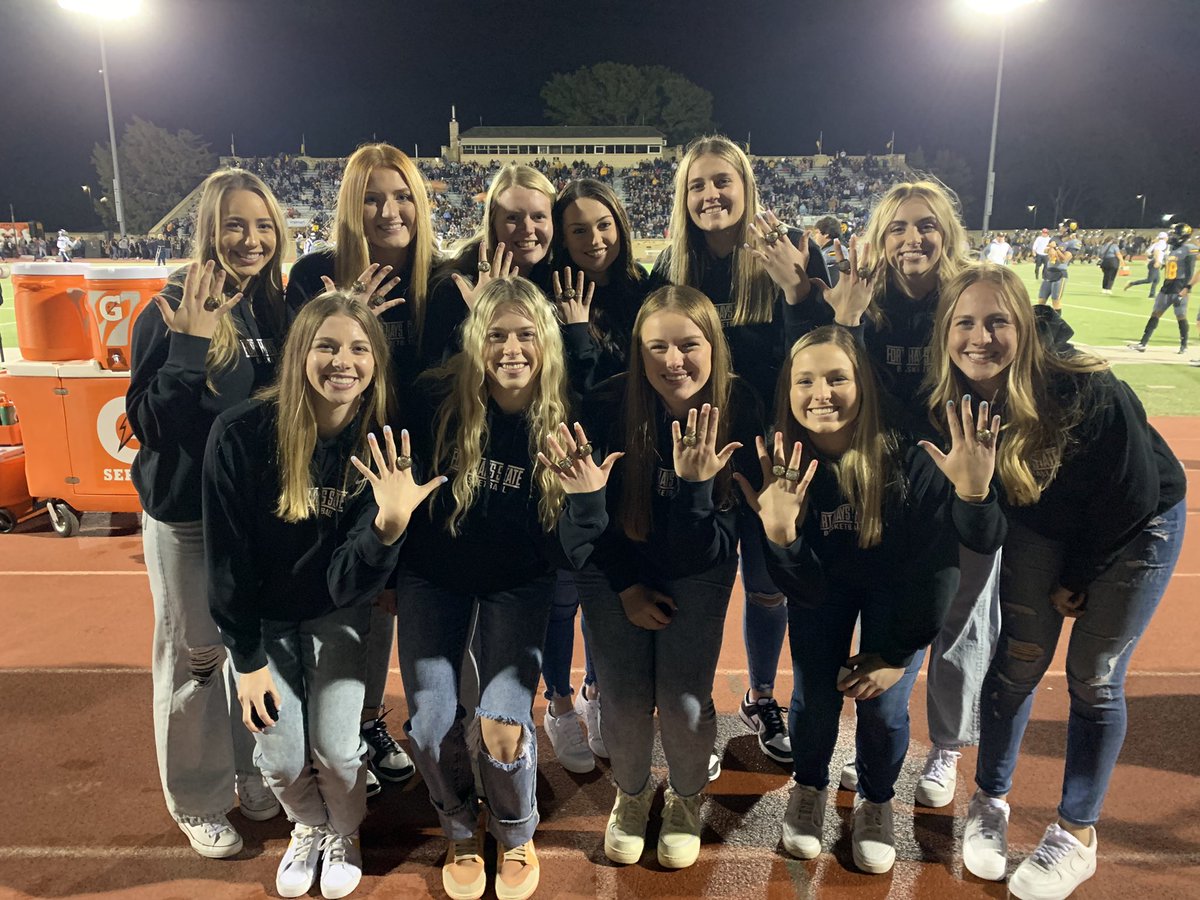 FHSUWBB's tweet photo. Back-2-Back has a nice 💍 to it! 

Good to have the 2022 MIAA Champs back in Hays, America!

#DefendtheFort https://t.co/JCJdqs7Rfo