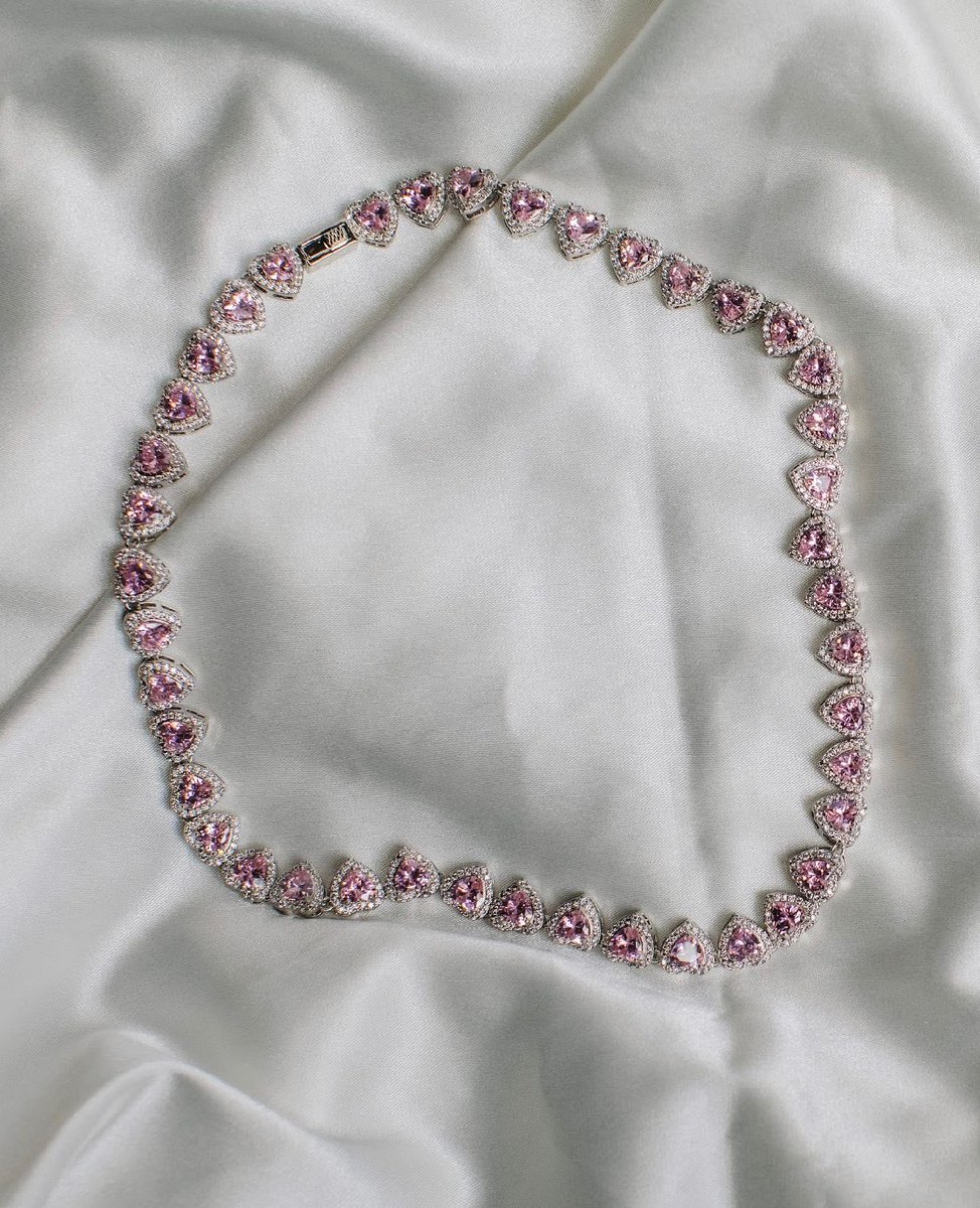 pink hearts choker