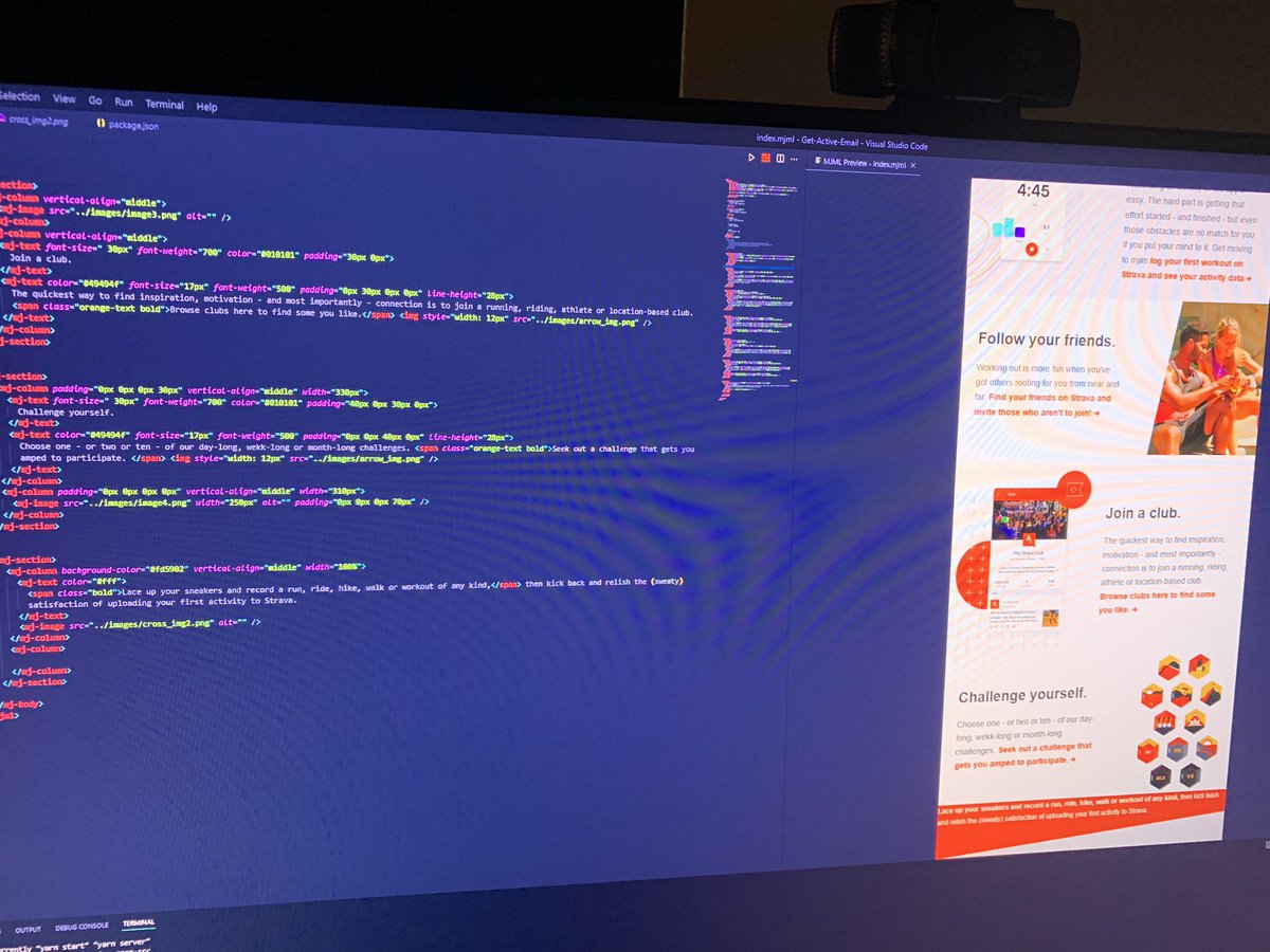 AlvarezCodes tweet media