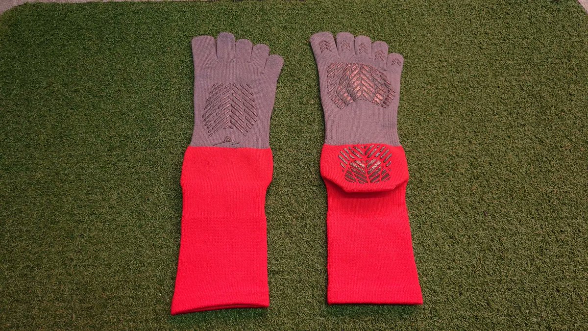 proshopsportec's tweet photo. MIZUNO ゼログライドシリーズから グリップソックスが登場!
五本指タイプです!
足の裏はもちろん。
足の甲にもグリップがありシューズとのズレを軽減!
店頭では
6色を販売中!
※その他カラーもお取り寄せ可能です。
#mizuno
#mizunofootball
#zeroglide
#proshopsportec
#スポテック https://t.co/t7Hrlv4Vgn