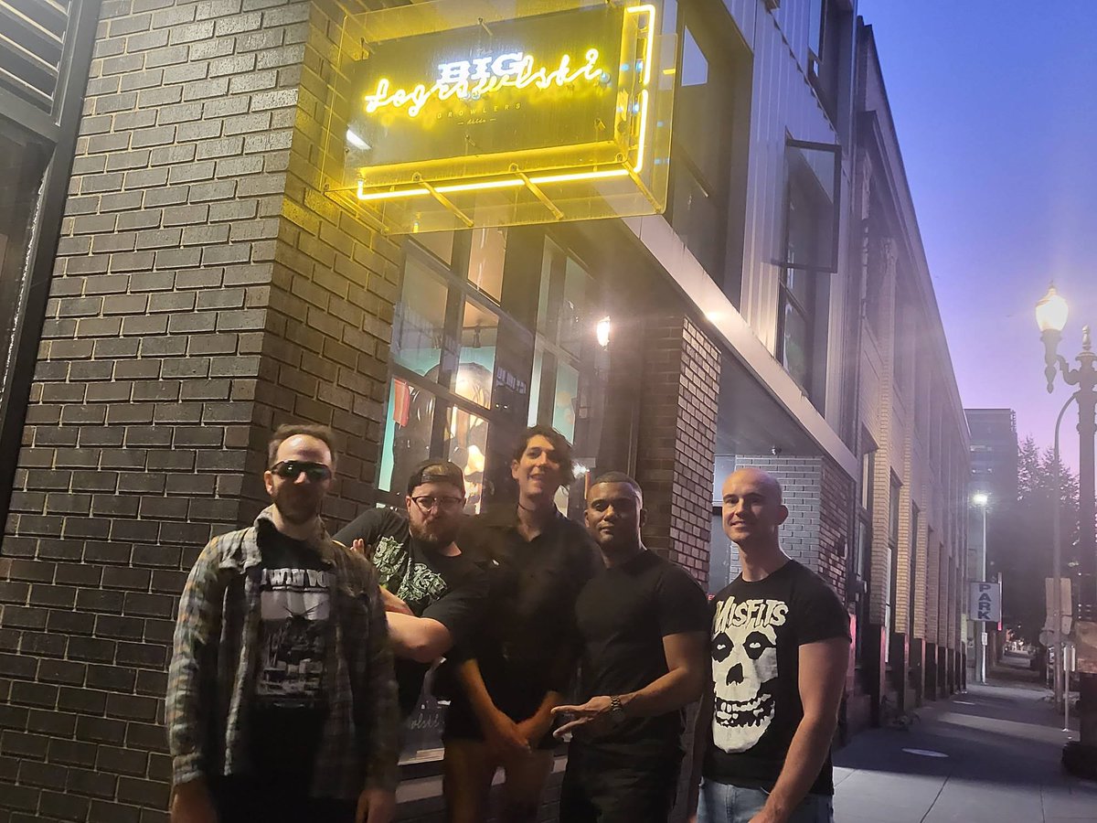 TheFireRisingID's tweet image. We have arrived in Portland! Ready to go for the PNW Metal Tour with @telomyras Sunset The Machine, Psionic Haze! Starts at 8pm!