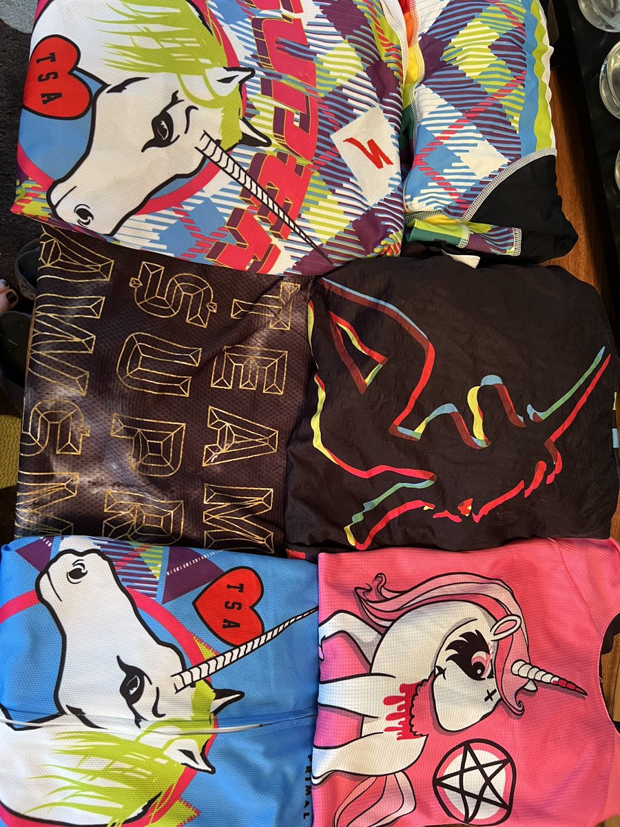 RideMeow's tweet image. This month we collected a lot of great kit at the  Driveway Series bike races and via partners at Trek and Mellow Johnny’s. Some of it is on its way already to El Salvador, Sierra Leone, and Lesotho thanks to @WorkingBikes