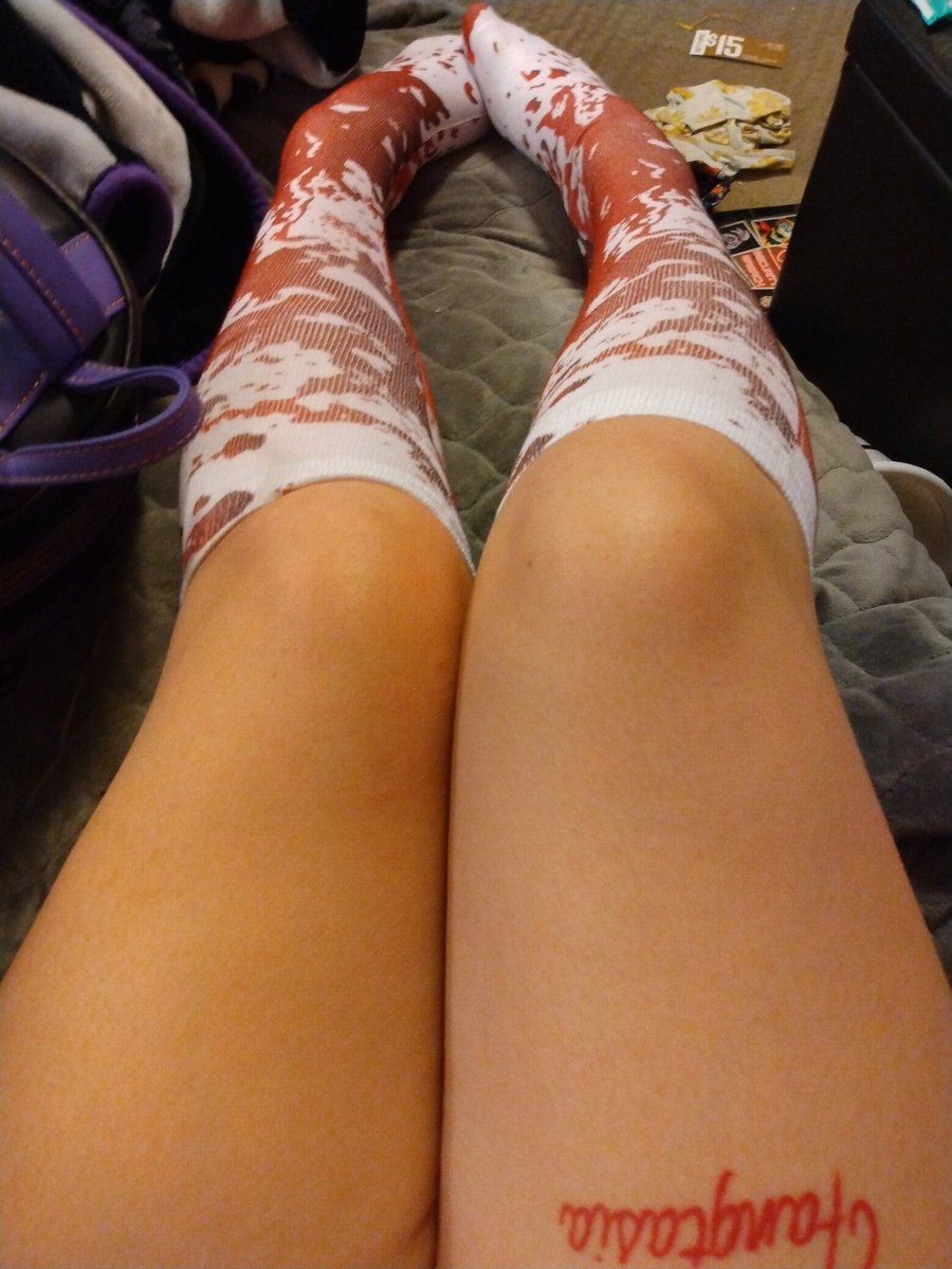 PinkDeath0271's tweet photo. Like what you see, come fuck my thighs then #femboy #twink #sissy #crossdresser #femboythighs #thighs #thighhighs #fuckme https://t.co/JGIgs410VH