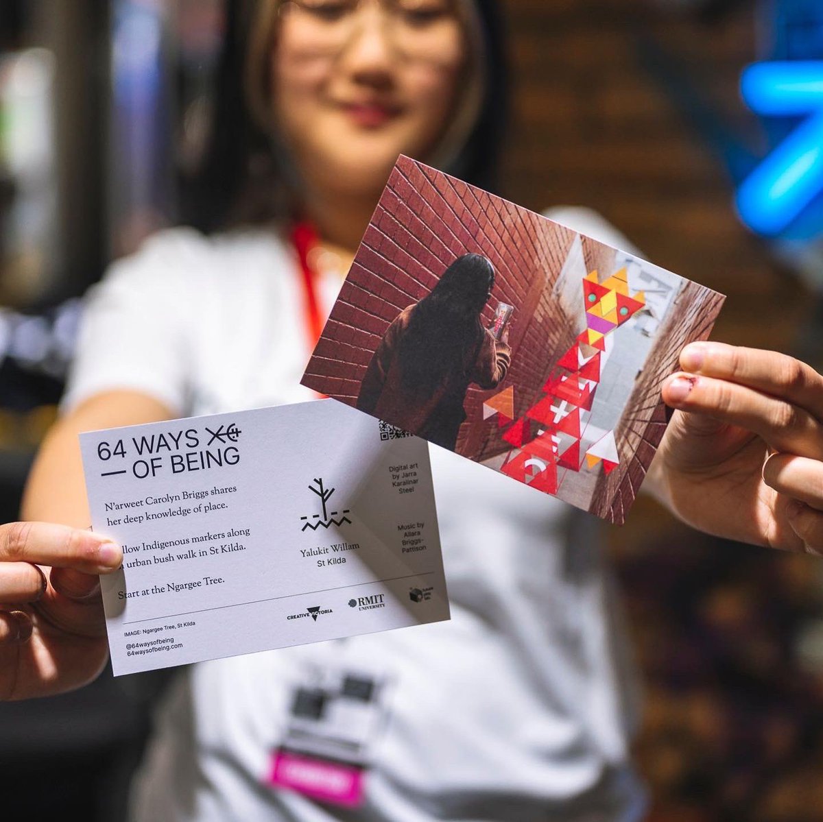 64waysofbeing's tweet image. Lovely people at a lovely @paxaus thanks @creative_vic 🧡🔸🎶 #paxrising #urbanplay #augmentedreality #games #art #migw22