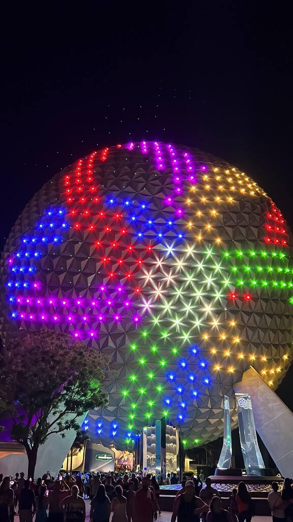 OurFLProject's tweet image. #Epcot40 Spaceship Earth: A Beacon of Magic 🌐
🤩👏🏻😭🤩 instagr.am/reel/Cjeaob2of…