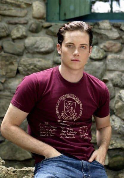 5021_GandH's tweet photo. This man ages like a GD fine wine🍷
From this cutie to
This gorgeous man…seriously tho
I miss him so much already
#WeLoveYouJesse #ThanksJesse #JesseAppreciationWeek #JayIsTheHeartOfCPD
#ChicagoPD
#bringbackJayHalstead
#bringbackJesseleesoffer
#WeWantJayHalstead https://t.co/Y3iKWhAfVg