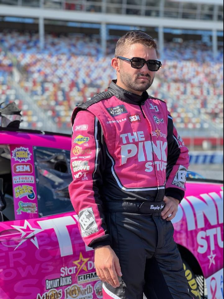 Real racers wear pink! Bayley Curry geared up for the Drive For The Cure 250 at Charlotte. #TeamSimpson #Simpson #SimpsonHelmets #SimpsonSafety