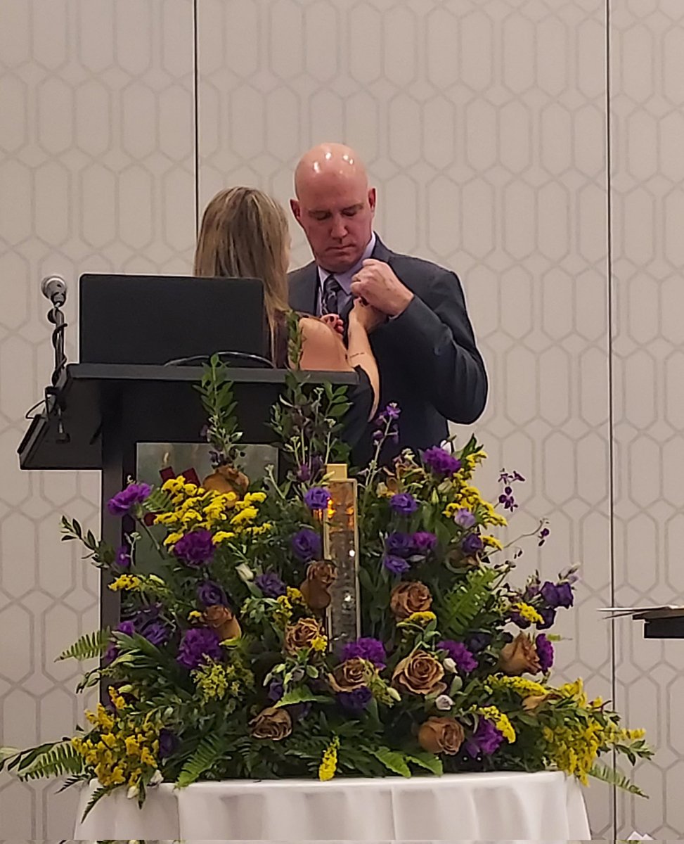 klrobersonPhD's tweet photo. Being installed as the 50th National President of #PhiUpsilonOmicron. Honored and looking forward to working with members and chapters across the country. #conclave2022 #phiu #elevateFCS #FamilyFCSlegacy https://t.co/hCgIWeBxMS