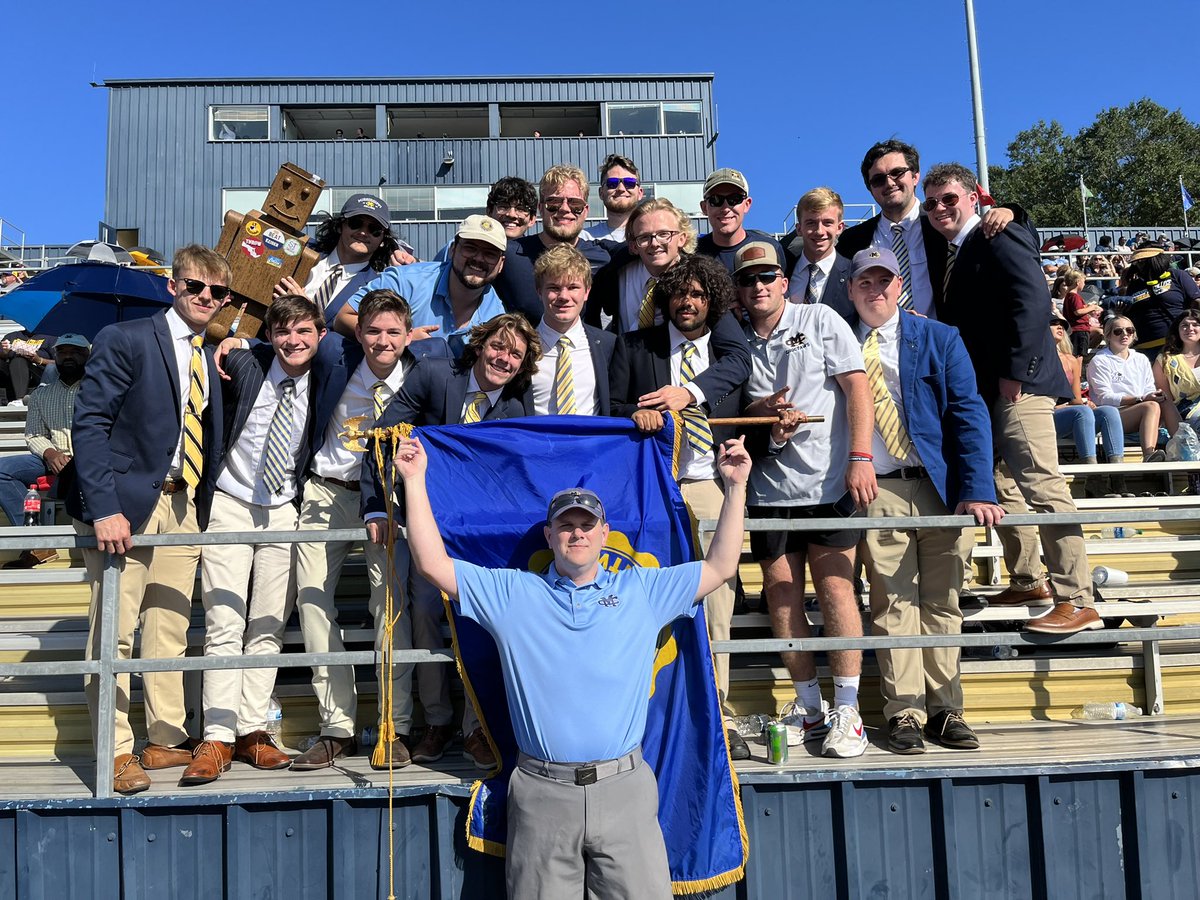 Blake Thompson tweet media