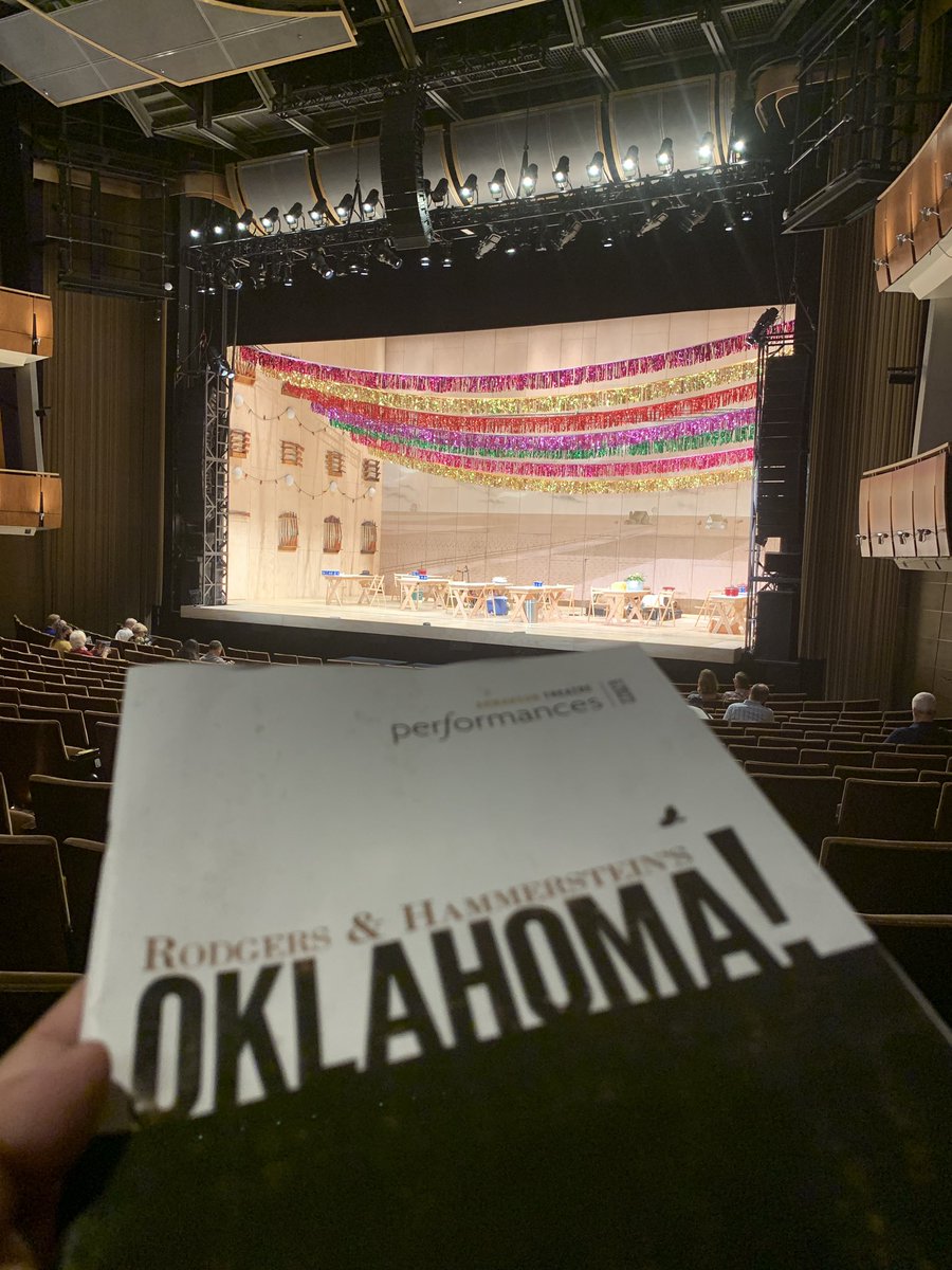 cre8iveMLQ's tweet photo. Super excited to see the #NationalTour of @oklahomabway at @ctgla #ahmansontheatre #musical #theatre #rodgershammerstein https://t.co/m58G1PR47E