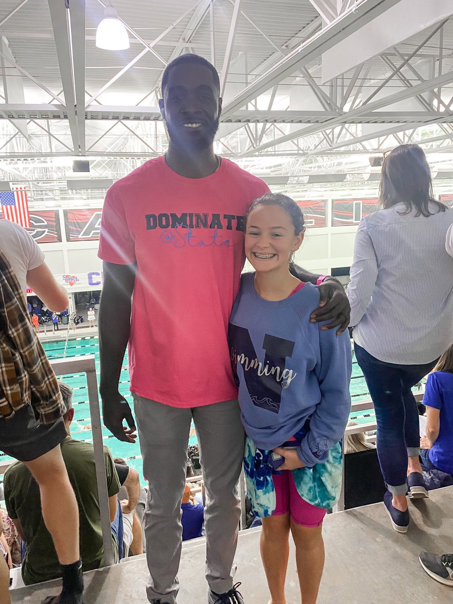 DrBrandonRoss's tweet photo. I’m extremely proud of these young ladies for representing @Newberry_HS and @NHS_SwimDogs today at the 3A state swim meet!! https://t.co/JiOOYDNGiM