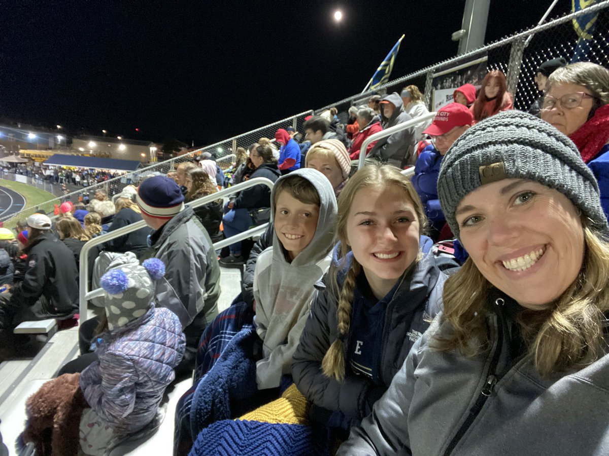 Such a fun night at the Golden Sound Showcase!  Great job <a href="/thegoldensound/">Teays Valley High School Bands</a>! 💙🎶💛