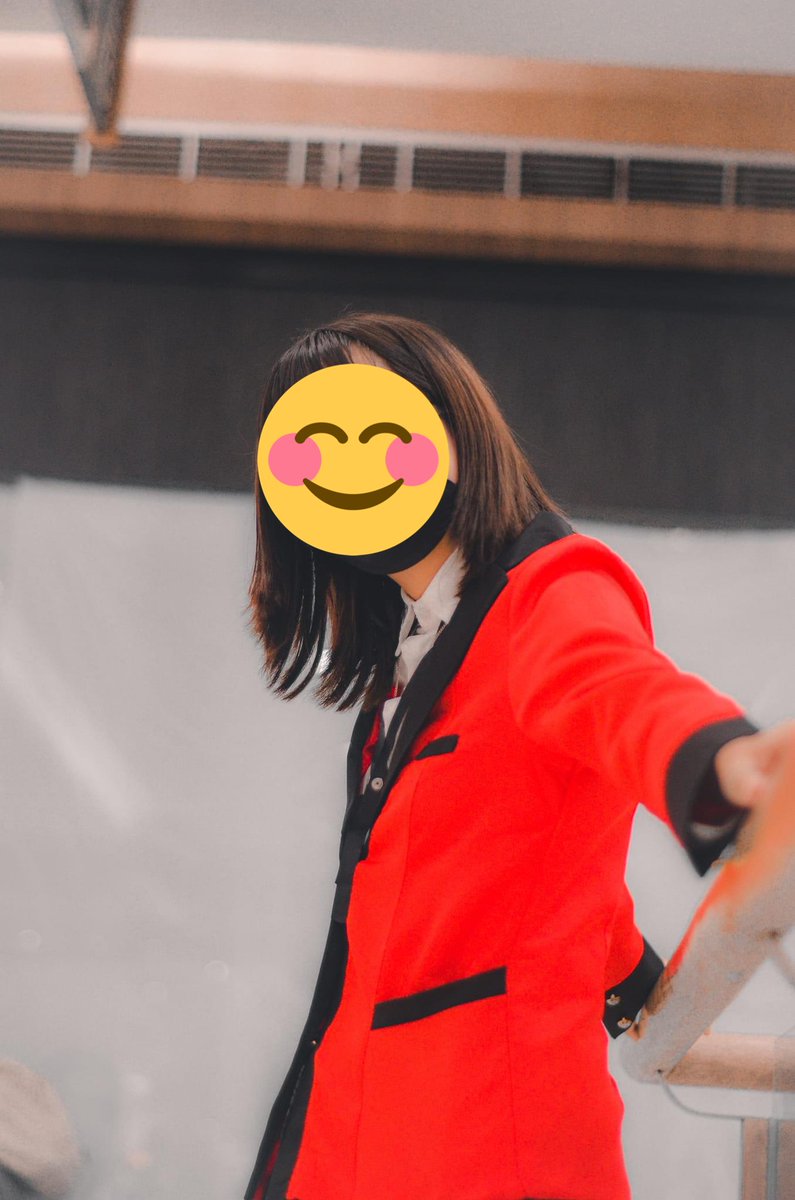 dream12th's tweet photo. idk who to cosplay next https://t.co/MxcWjn8uhD