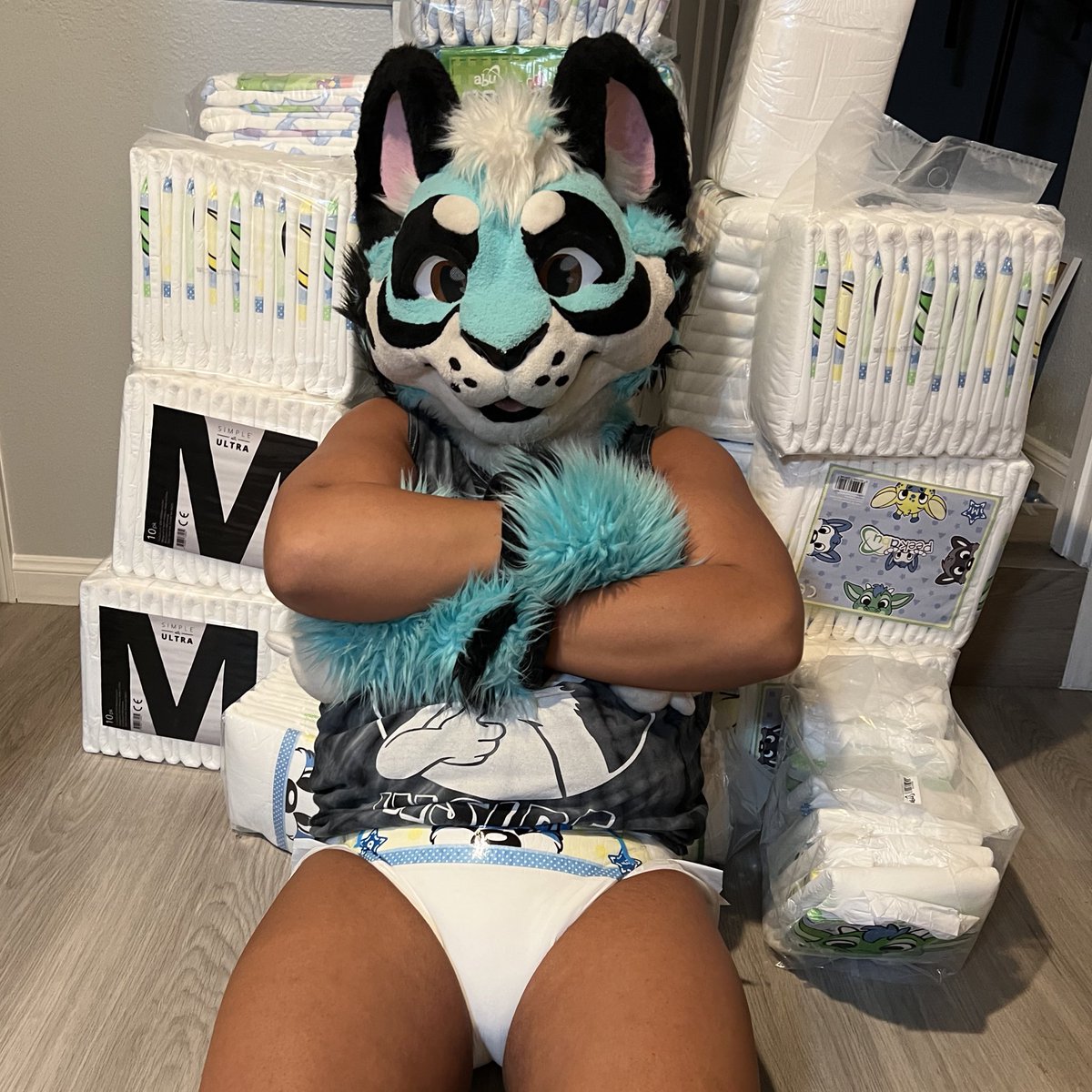 astronomytiger's tweet photo. dad said i couldn’t be king because im not a lion 🥺 #babyfur #abdl https://t.co/AA2SGETIjp
