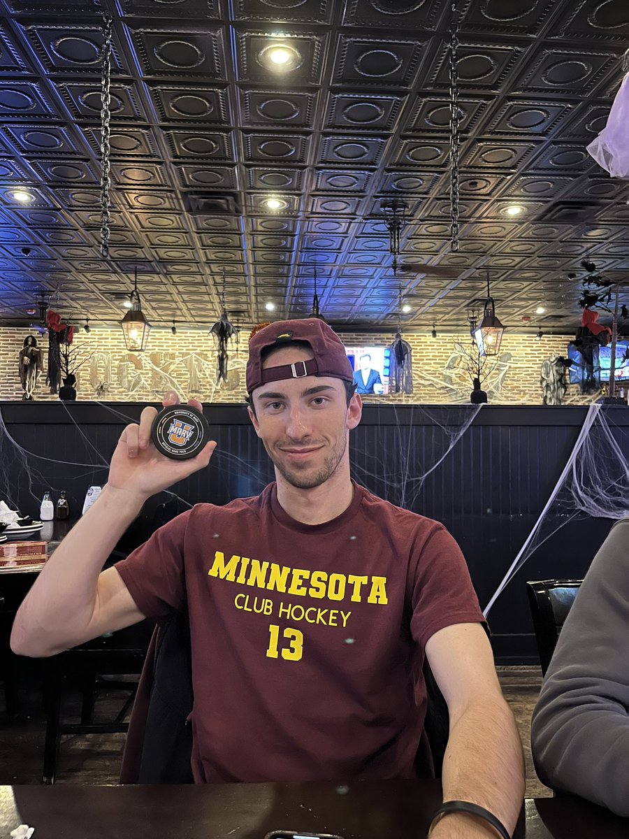 UMNClubHockey's tweet photo. Final 4-3 OTL against UMary. Kaden “Sandy” Sandberg with his first career ACHA goal 📸 goals from Tim “Timmy Turnovers” Adler, and Steenari 🇫🇮. Zach “Cheesewagon” Walker with 31 saves in a great effort #doodies https://t.co/XhZ2f2VH8k