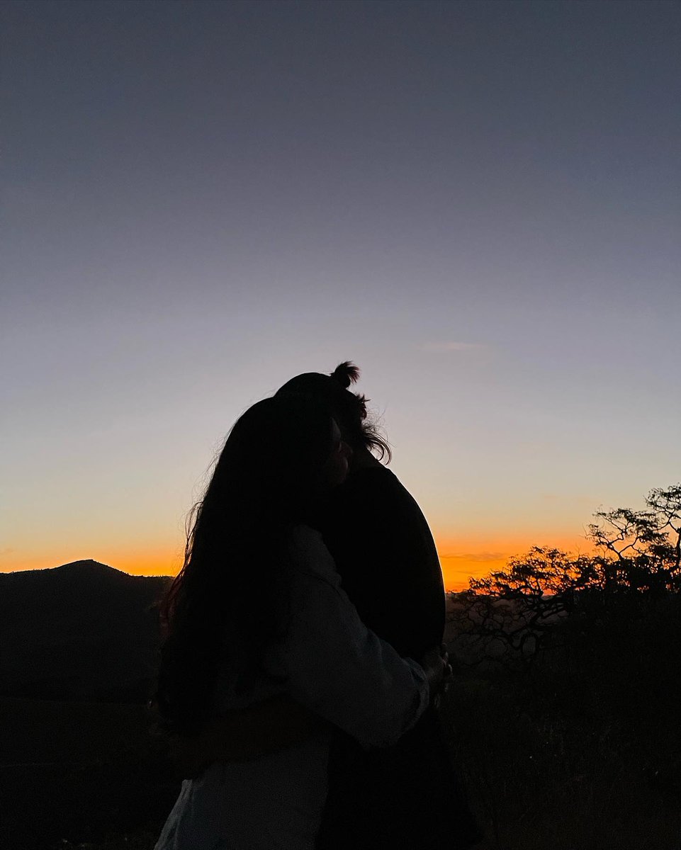 yannainfos's tweet photo. 📸 l Bruno Gissoni via Instagram:

— Meu pôr do sol https://t.co/AwxWc2SY5W