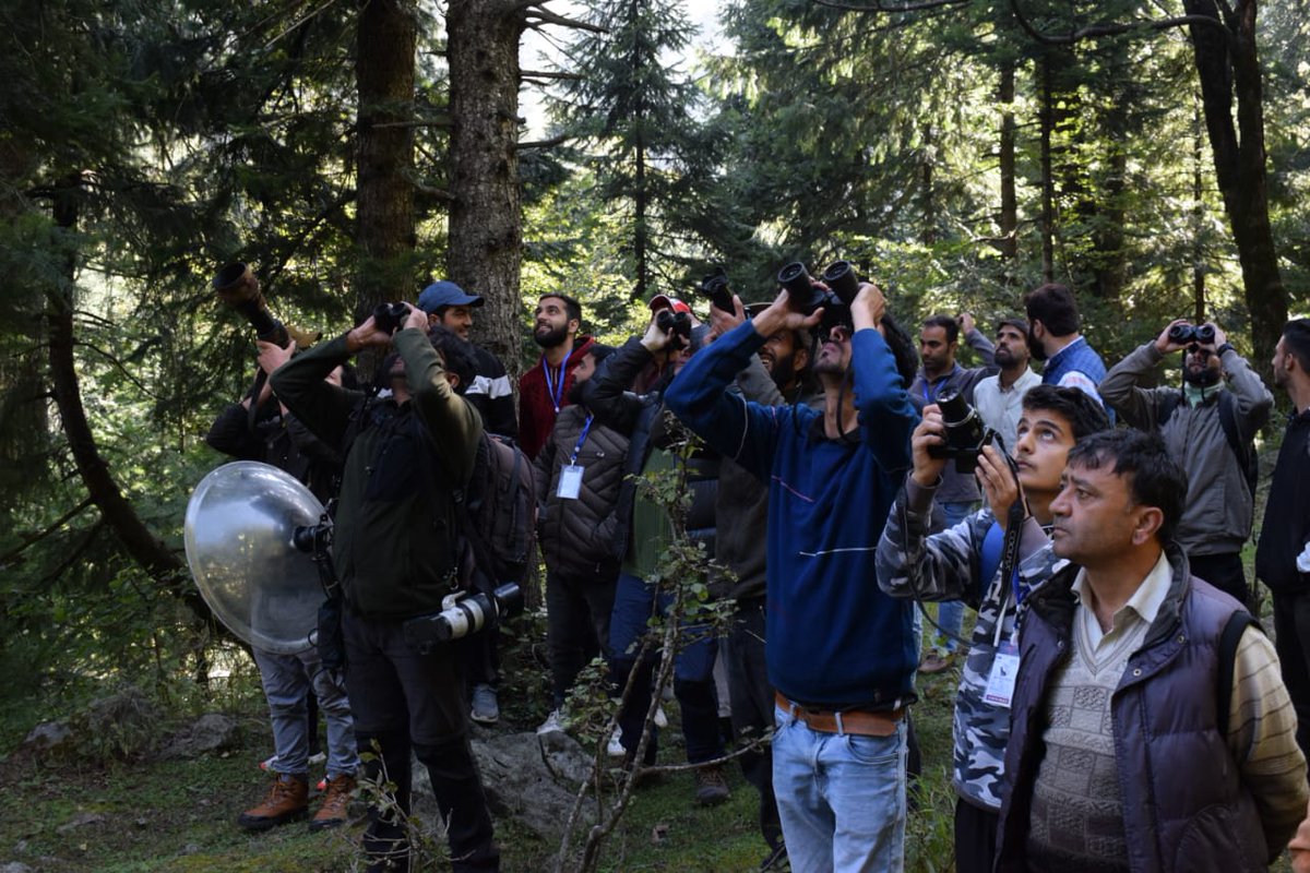 RisingKashmir's tweet photo. #Bird #festival continues for second consecutive day in #Overa #WildLife sanctuary
Reports @Aatif_Qayoom1 https://t.co/HQK0XvvF87 https://t.co/km4YtyGeQR