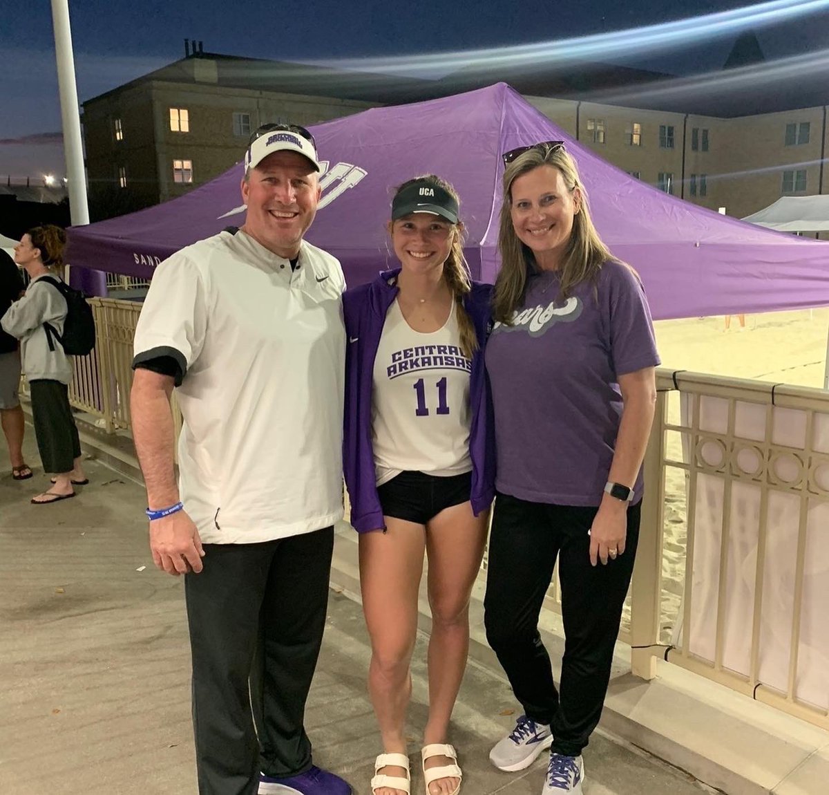 kencollums's tweet photo. Happy 21st birthday to my Sugar Bear @anna_collums!!!
So proud of you, and I’ll always be so thankful that I’m your dad! https://t.co/2mg01ydBXx