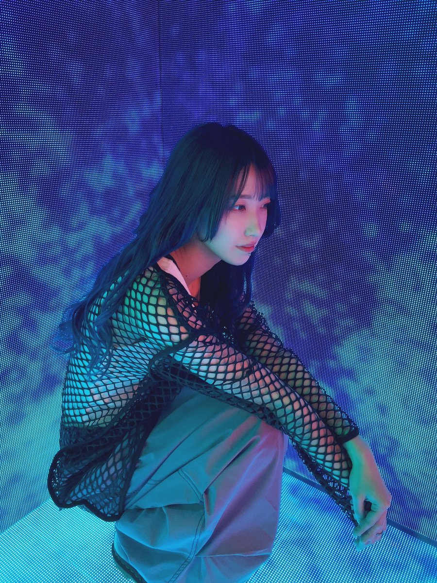 昨日ははライブありがとうございました
みんなの顔見えたしジャンプとか楽しすぎた~
体力落ちすぎて足プルプル。。
新曲どうでしたか~?🕷
またライブしたいね🐾