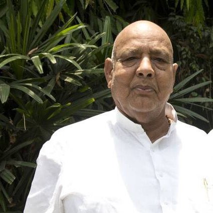 GovindDotasra's tweet photo. पूर्व मंत्री व 7 बार के विधायक कांग्रेस के वरिष्ठ नेता श्री भंवर लाल शर्मा जी के निधन की दु:खद ख़बर मिली है। उनका निधन कांग्रेस परिवार के लिए बड़ी क्षति है, ईश्वर दिवंगत आत्मा को शांति एवं शोक संतप्त परिवार को संबल प्रदान करे। https://t.co/V805FRYH4F