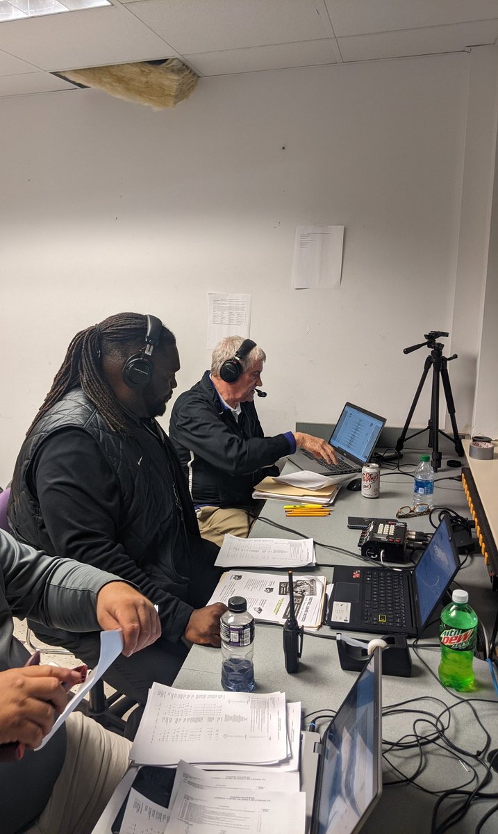 WilsonSportMgmt's tweet photo. Happy Birthday to @BIGshadowMIKE and congrats on the win! @BU_FootballTN keeps on winning baby!! #BUFootball https://t.co/WBGpzFWwCR