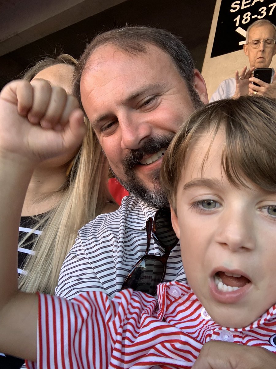 Brazzle_3's tweet photo. #godawgs https://t.co/OUdtwB4xO0