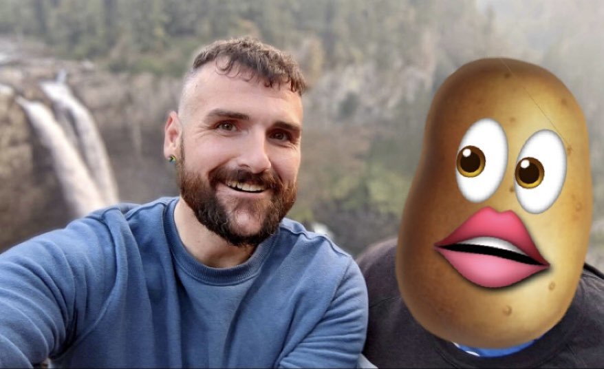 TheGummiJay's tweet image. Watching the sunset at Snoqualmie Falls w/ @Pokaytoes. 

#Gaymer #TwitchOffLine #StudAndSpud