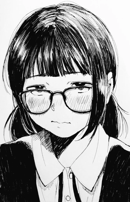 俺がメガネっ娘に求める要素の一つに「コンプレックス」がある。
個性やおしゃれなどのバフではなく、デバフを付与することにも真価があると提唱したいのである。 
