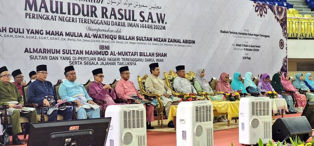Tn.Pengarah <a href="/IrHjMdridzwan/">IrHjMdridzwan</a> hadir ke  Majlis Sambutan Maulidur Rasul S.A.W Peringkat N.Trg 1444H/2022M yang disempurnakan oleh KDYMM Al-Wathiqu Billah Sultan Mizan Zainal Abidin Ibni AlMarhum Sultan Mahmud Al-Muktafi Billah Shah Sultan &amp; Yg Dipertuan Bagi N.Terengganu Darul Iman.