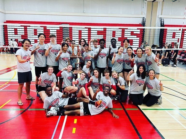 WCHSRedhawks's tweet photo. Huge congratulations to our Jr volleyball teams who BOTH took home the championship trophies at the LINDSAY THURBER 35TH ANNUAL JV VOLLEYBALL TOURNAMENT!! #goredhawksgo https://t.co/lXNMXZelAC