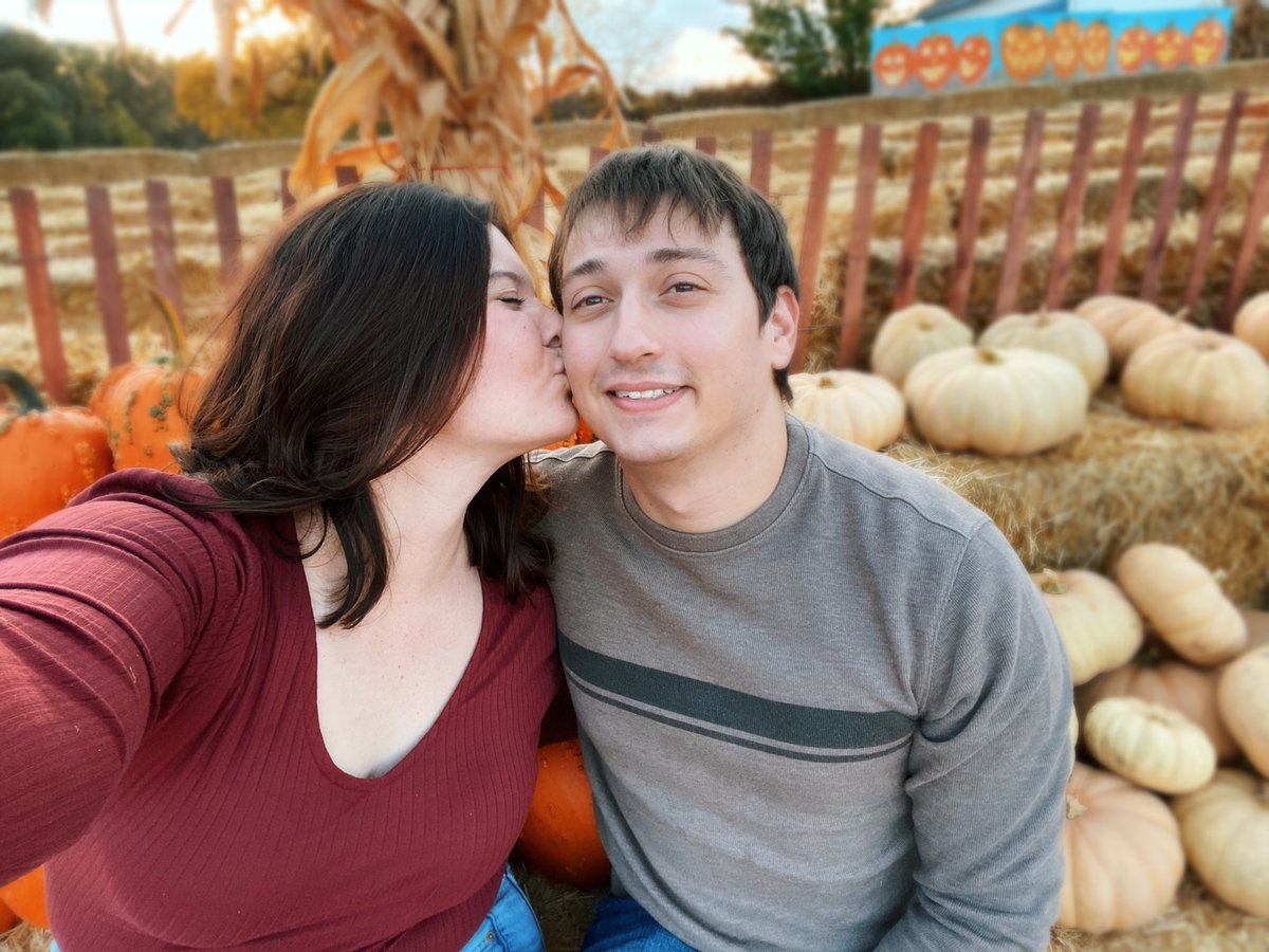 kdvanmatre's tweet photo. Pumpkin Patch Perfection.❤️🎃 https://t.co/TOlLgT3f00