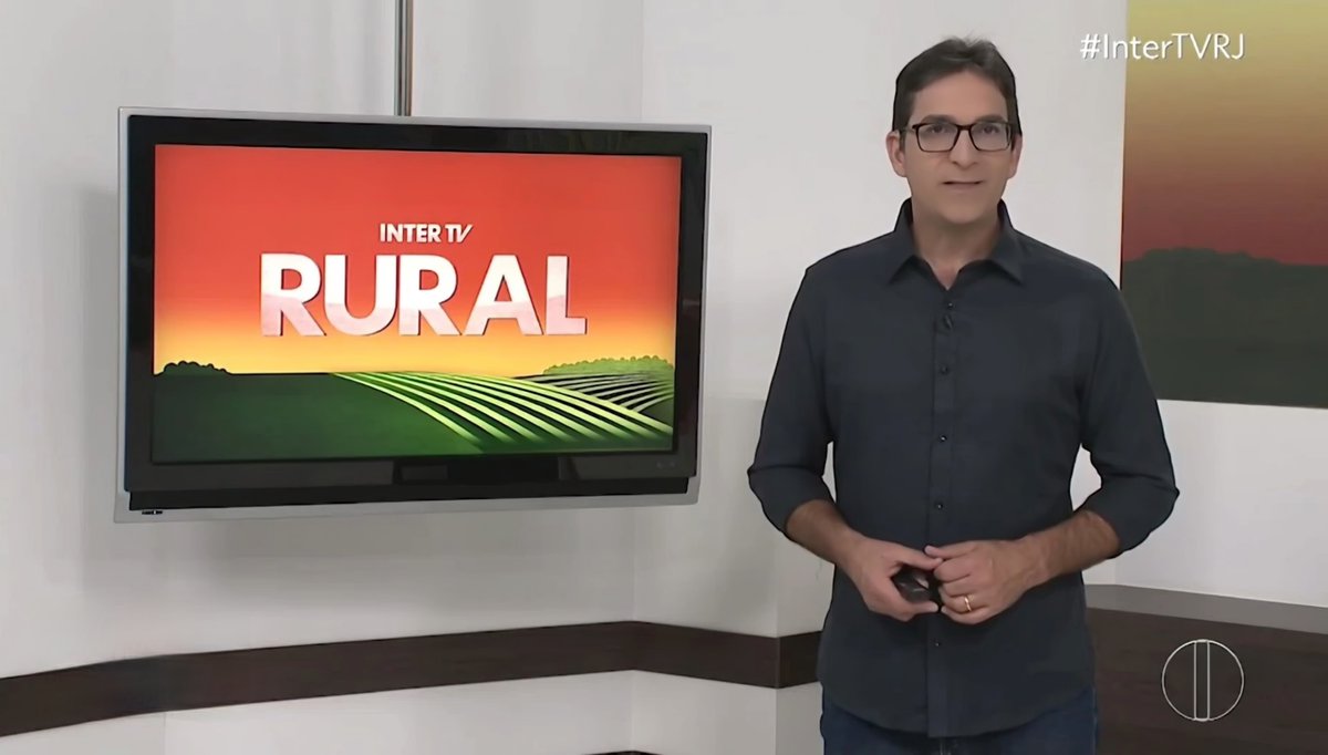 intertv_rj's tweet photo. Bom dia! ☀ Quem aí acordou cedinho para fazer companhia ao Max Andrade?
#InterTVRural #InterTVRJ https://t.co/kkiJNMrA2Q
