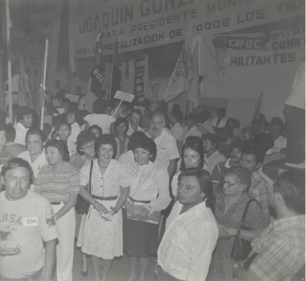 Una larga historia en pocos años.
Desde el movimiento proterritorio a la integración quintanarroense en un Estado que no debe olvidar sus raíces:  ya son 48 años de vida institucional. ¡Felicidades!