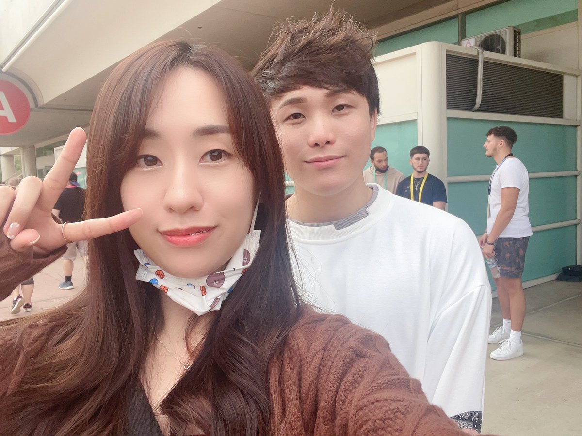 Yoomyooms1's tweet photo. Ty for the selfie @Sykkuno 🥺 https://t.co/1JySZ23iw8