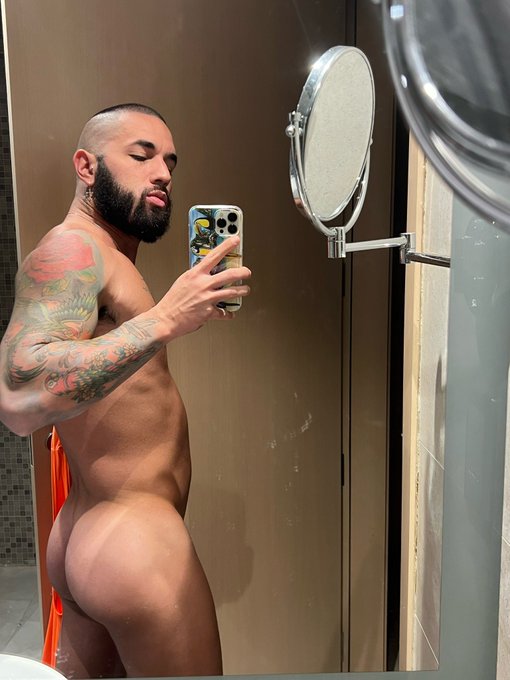 🫣 https://t.co/0ZLL73kAoT