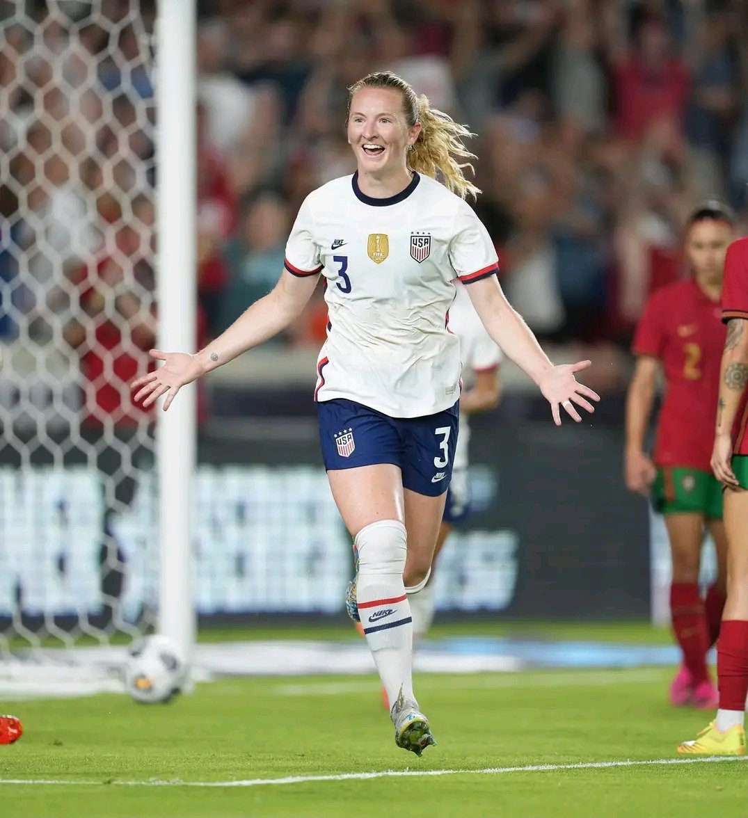 Happy 30th birthday to Sam Mewis 