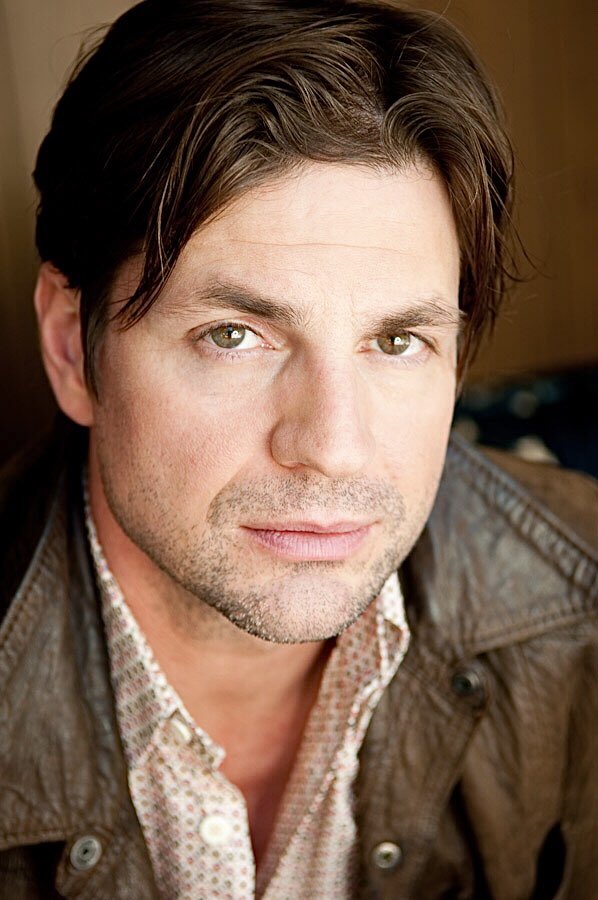 QAFShowtime's tweet photo. Oh, I could definitely see #GaleHarold in one of those modern day westerns, like a @Yellowstone (more leather wardrobe) and I would also cheer for a continuation of a modern day @QAF @BrianKinney in #QueerAsFolk #OriginalCast return.  I vote for both.  I’m flexible! 👇😎✌️ https://t.co/PckKtw1tbr