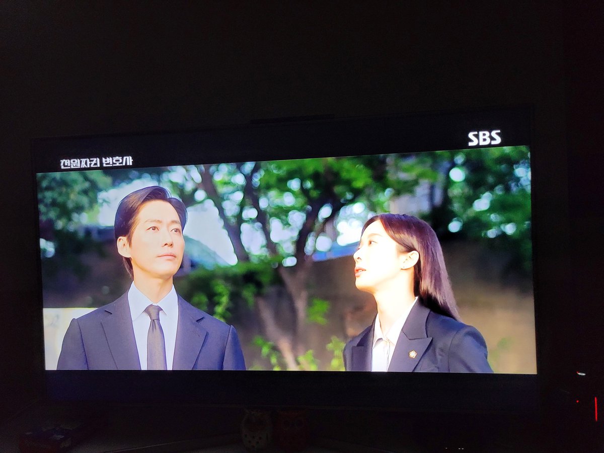 요즘 즐겨보는 드라마 #천원짜리변호사 #남궁민 드라마 첨으로 챙겨봄 요즘 #자판기커피 만나기 힘든데 드라마에서 보니 반가워서 ㅎㅎ 작가 생각이...