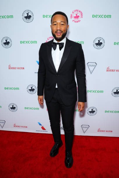 AwardShowUpdate's tweet photo. .@johnlegend at the 36th Carousel Of Hope Ball 
#carouselofhope https://t.co/MYUz0t3BOK