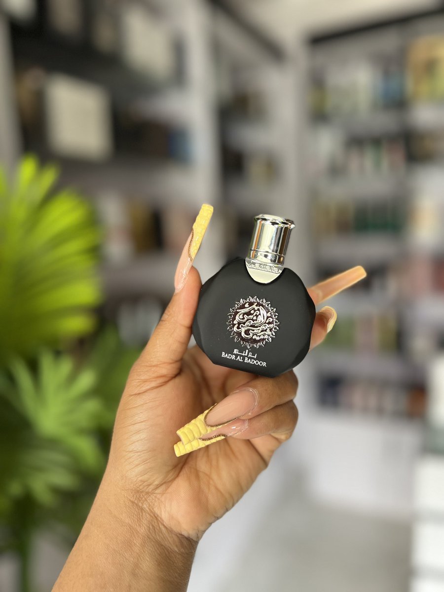 a__vanita's tweet photo. Perfumes less than 6k that lasts really really long

Frame 1 - 4k

Frame 2 - 5,500

Frame 3 - 2k

Frame 4 - 4,500 https://t.co/aFytVCy0IX